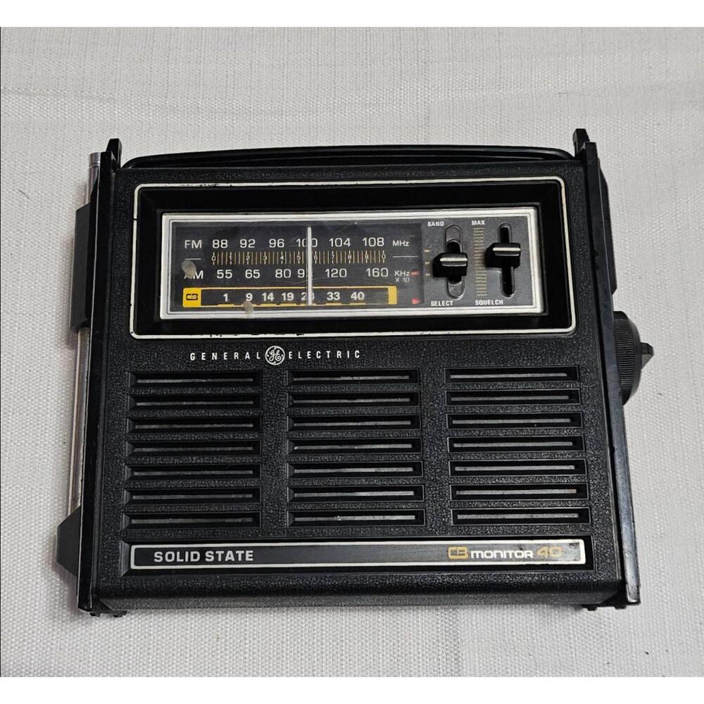Vtg General Electric GE‎ AM/FM Solid State Radio Band Selector Squelch 72914A